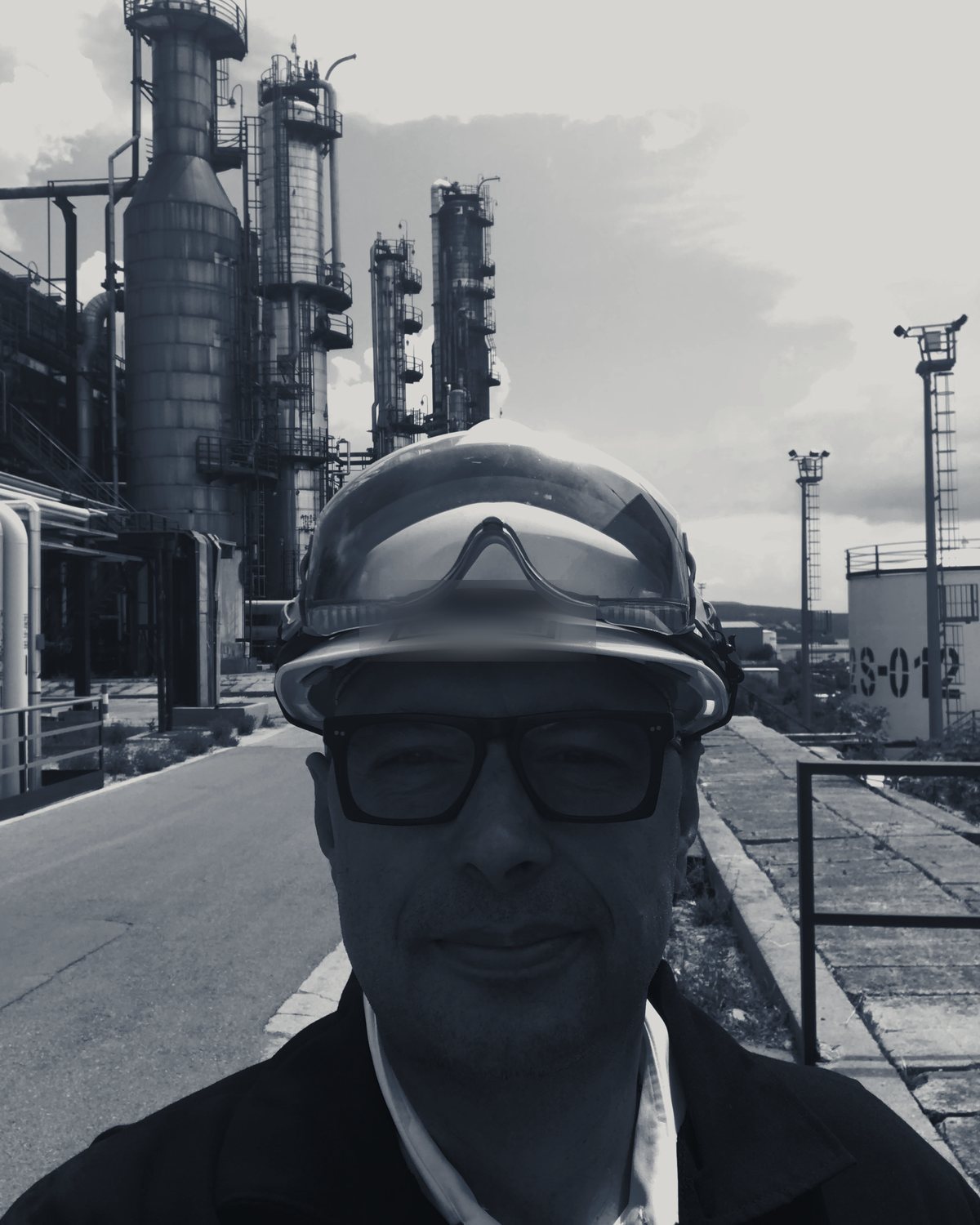 Uwe Scherf on-site at an industrial plant